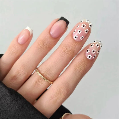 24Pcs/Set White Wave Minimalist Style Fake Nails Full Coverage Adhesive Artificial Wearing False Nails French Press on Nail Tips.