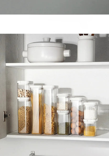 Kitchen Storage Plastic Storage Jar Clear Food Grade Airtight Seal for Kitchen Snacks Cereals Beans Kitchen Storage Organizer.
