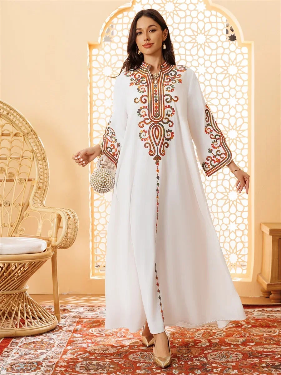 Ramadan Muslimische Damen bestickte lose Abaya-Kleider für Frauen Gala Marokko Dubai Eleganter lässiger Kaftan.