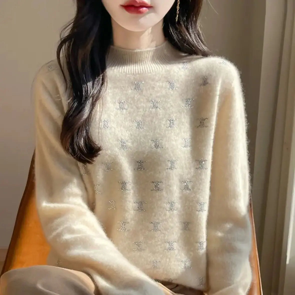 Temperament Fashion Autumn Winter New Sweaters Women Turtleneck Diamonds Long Sleeve Loose Pullovers Bottoming Shirt Knitted Top.