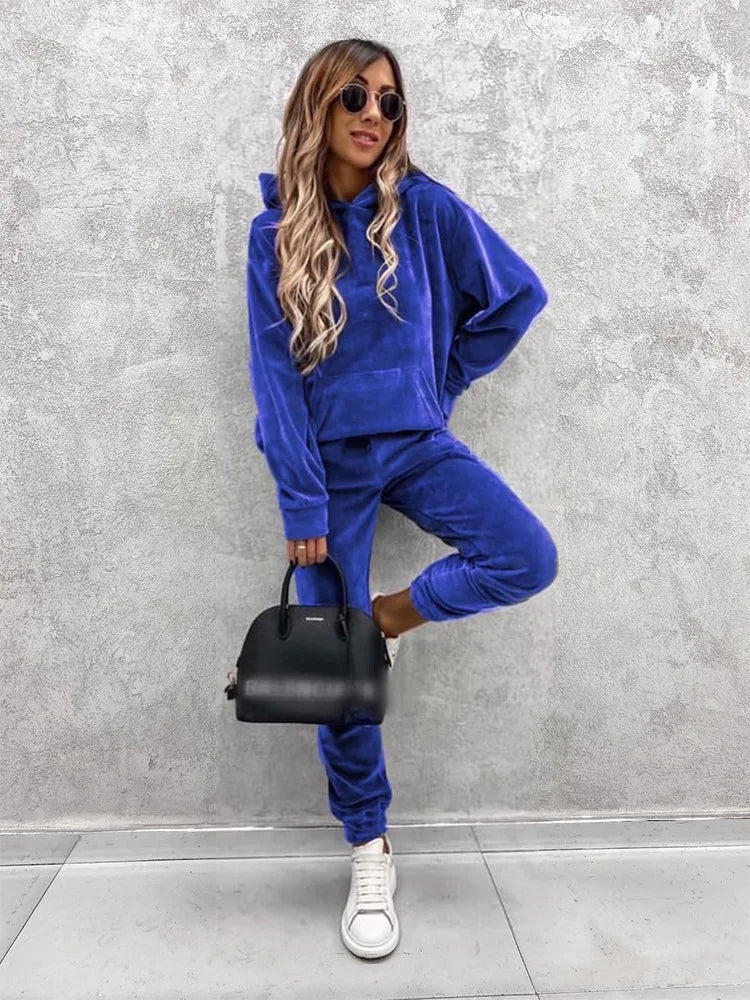 Autumn Winter Velvet Tracksuit Set Elegant Soft Pocket Pullover Top Female Loose Sweatsuit Pants Suit 2024 Two Piece Set Outfits.