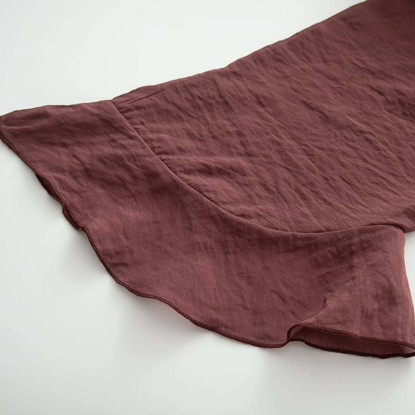 NLZGMSJ Bow DecorationLoose Long Sleeved Blouses For Women New Fashion Ruffle Edge Shirts and Blouses Woman Top.