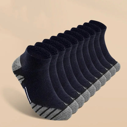 10 Pairs Cool Men Black White Four Seasons Cotton Sock Set Male Solid Color Breathable Sports Running Big Size Socks For Men.