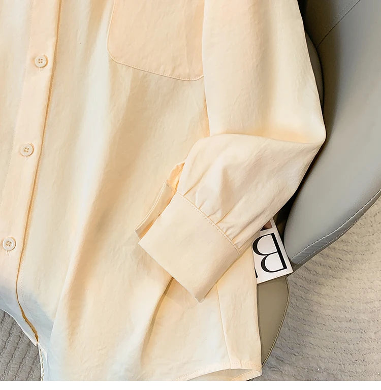 Plus Size Women's Blouses 2025 Spring Autumn Simple Lady Shirts Long Sleeve Big Pockets Shirt Loose Casual Tops.