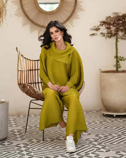YUDX Miyake Pleated New Women's Fashion Clothing Set, Stand Up Collar Bat Sleeve Top, Wide Leg Pants Two-piece Set.
