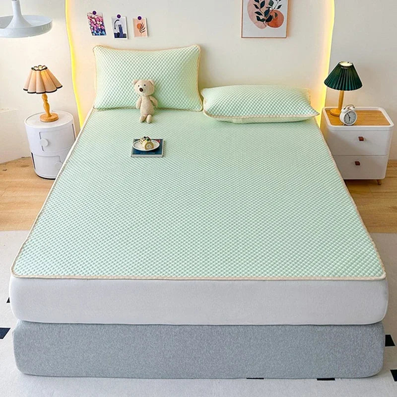 High End Latex Cooling Mattress with Elastic Band Quick-Dry Breathable Summer Bed Mat Machine Washable Foldable Sleeping Pad.