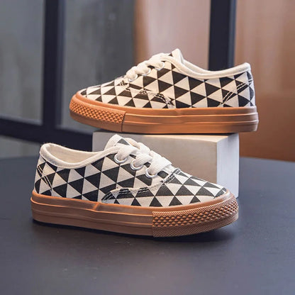 Children's Canvas Shoes Boys Shoes Plaid Plate Shoes Spring and Summer New Girls Shoes Baby Casual Shoes Children's Shoes.