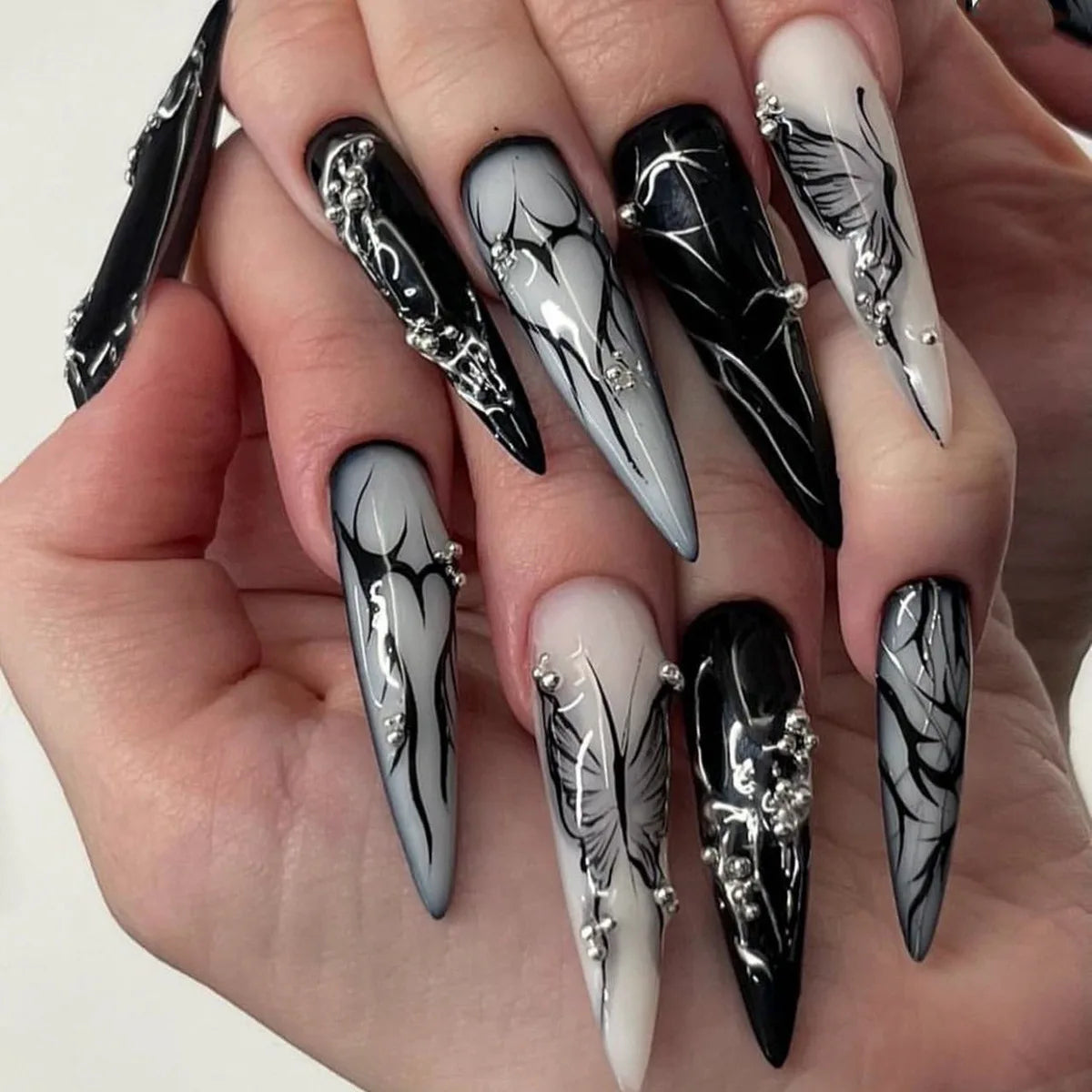 Halloween Cool Spice Style Spider Skull False Nails Purple Halo Dyeing Detachable Finished Fake Nails Press on Nail with Glue.