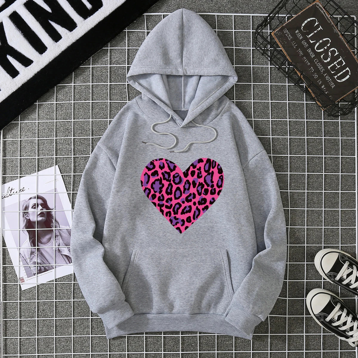 2025 Winter Neue Damen Hoodie High Street Unisex-Stil Doppeltaschen Sweatshirts Oberbekleidung Plus-Size Damenbekleidung CYXX 224.