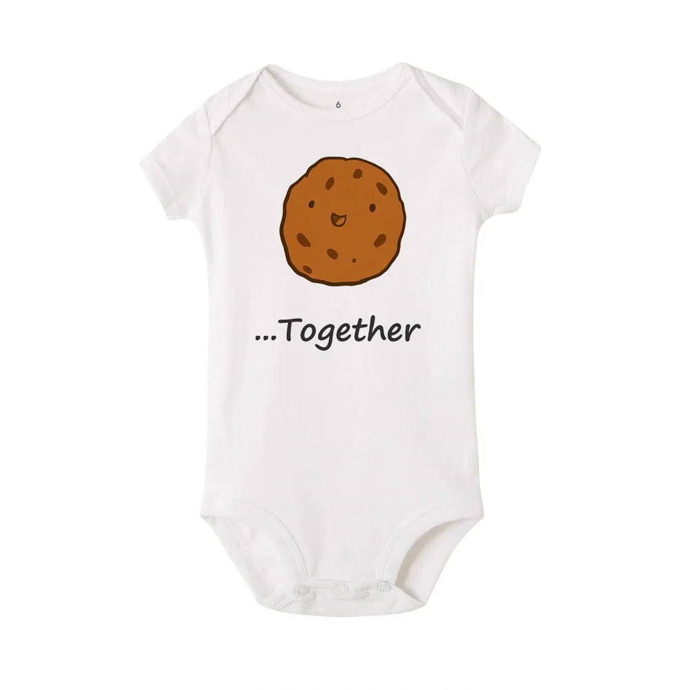 Perfect Together Twin Babykleidung Lustige Zwillings-Outfits Strampler Junge Mädchen Duschgeschenk Sommer Kurzarm-Bodys Bruder/Schwester