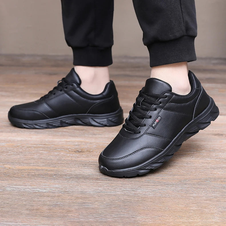 Men Sneakers Soft Sports Running Shoes New Casual Shoes for Men Solid Black White Walking Footwear Fitness jogging Men Shoes.