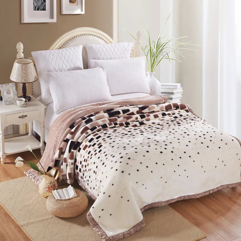 Mink Fleece Blanket King Size 3-Ply Reversible A & B Printed Soft Plush Bed Blanket Heavy Thick Winter Warm Blanket Pink Floral.