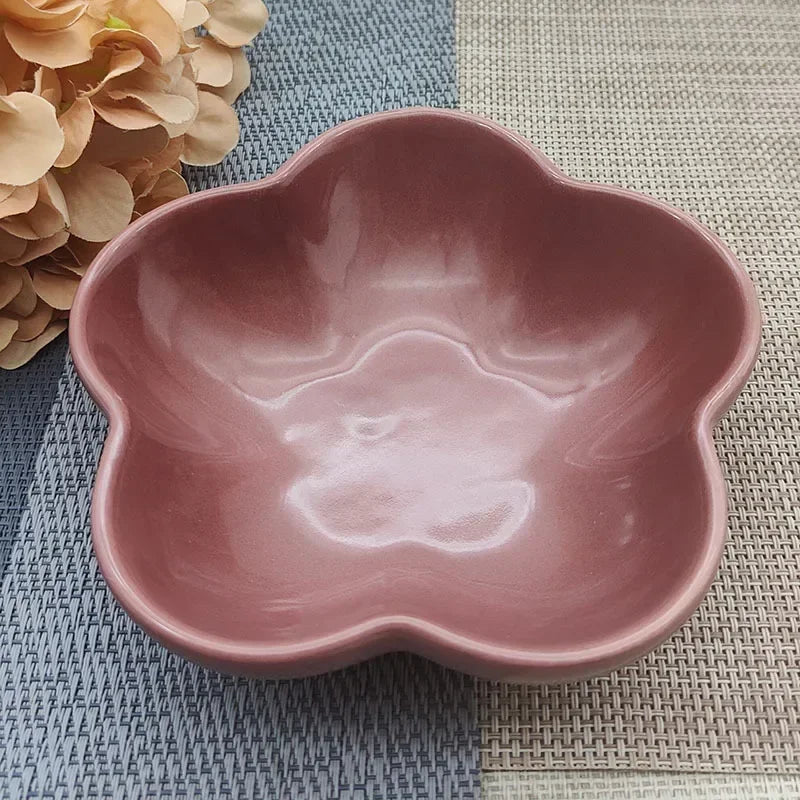 5 Inch Creative Flower Ceramic Bowl Small Deep Dish Solid Color Ceramic Bowl Small Dish Dip Dish Home Kitchen Supplies Gift.