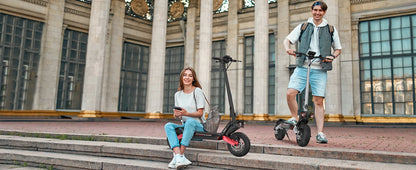 Isinwheel R3 Foldable Adult Electric Scooter E-Scooter 45 km/h Electric Kick Scooter 800W Skateboards 48V 15Ah Kickboard.