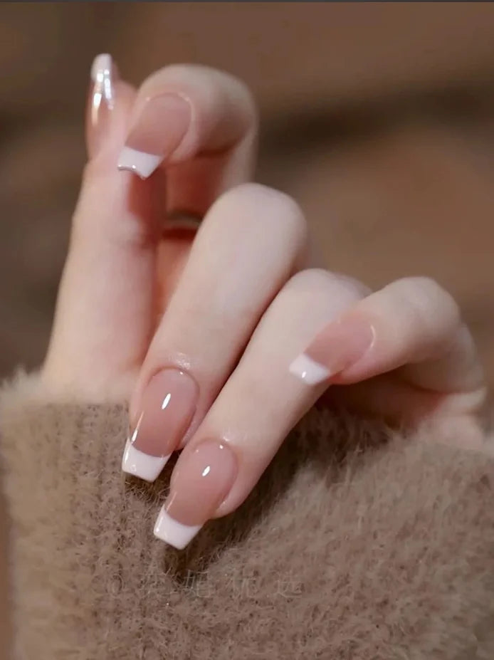 24pcs/set short square fake nails for women cute bride heart white french tips faux ongles y2k press on false nail supplies.