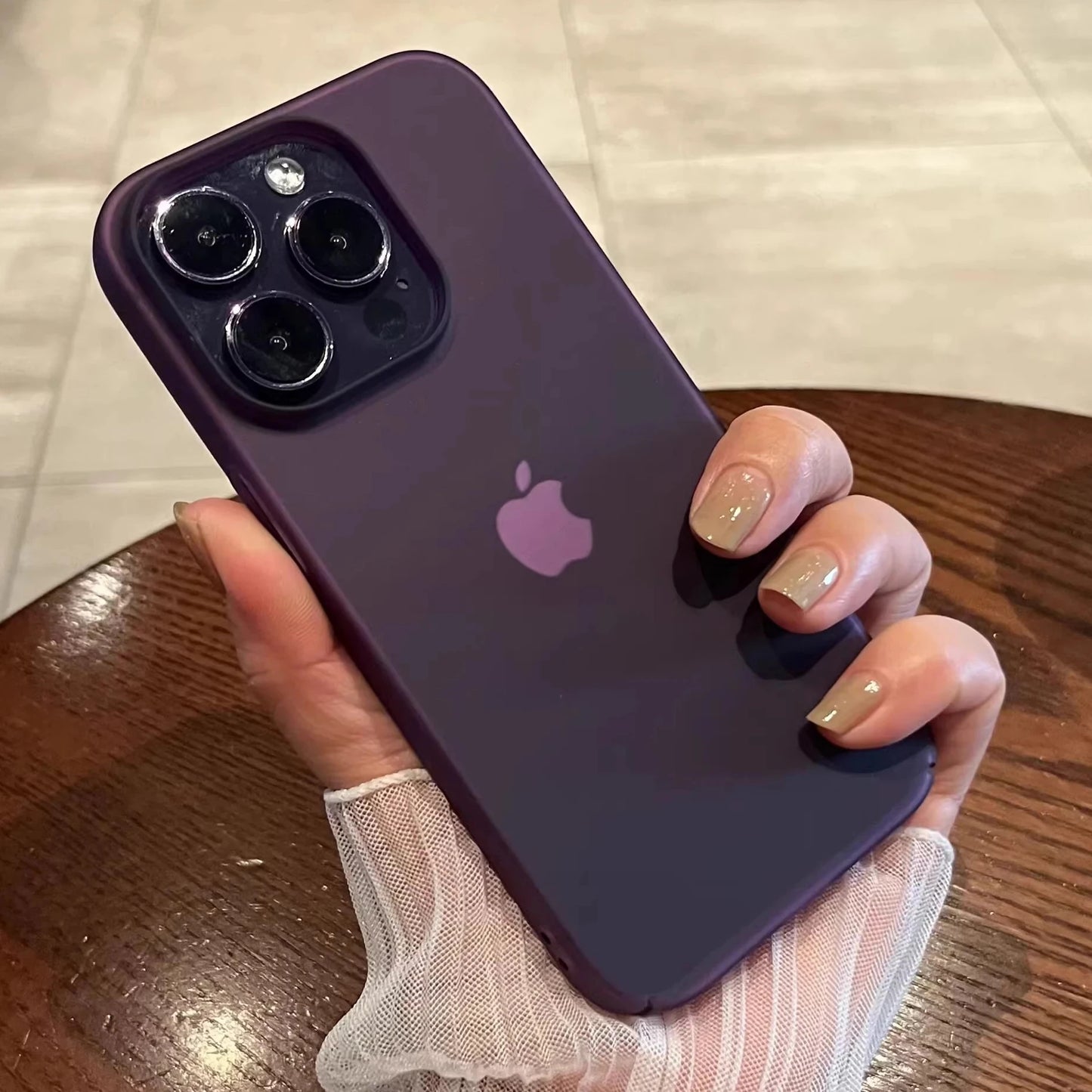 Ultra Thin Matte Hard PC Translucent Clear Phone Case For iPhone 17 16 15 14 Plus 13 12 Pro Max Shockproof Slim Skin Back Cover.