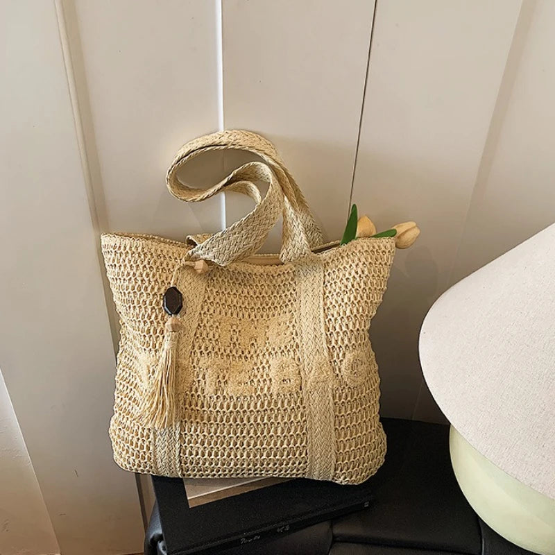 Summer Fashion Women's Large Capacity Shoulder Bag Straw Woven Bag Letter Embroidery Handbag Casual Female Tote Bag Beach Bags.