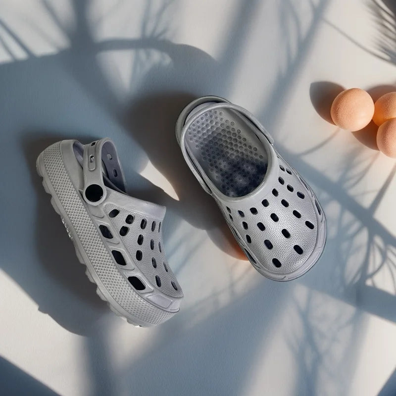 Adorable Kids Beach Shoes Lightweight Breathable Children Sandals Outdoor Learning Shoes Fashionable Simple EVA Clog Footwear.