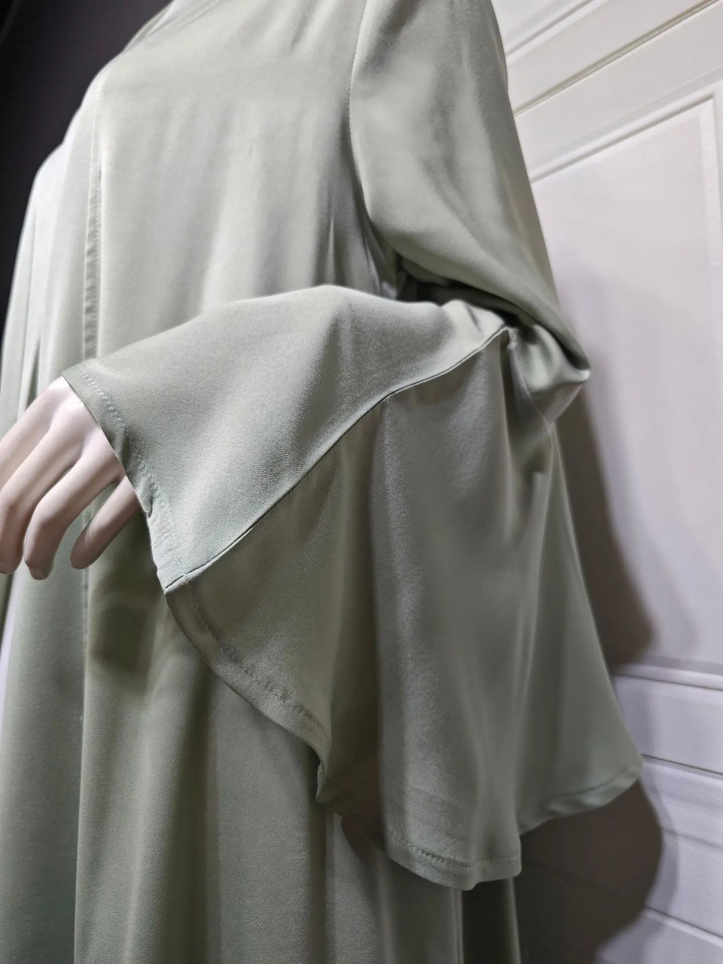 Eid Ramadan Open Abaya Dubai Luxury Elegant Ruffle Sleeve Solid Color Shawl Cardigan Kebaya Kaftan Robe Clothing Caftan Femme