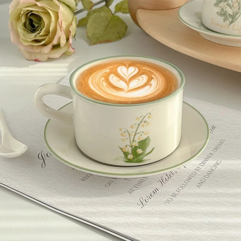 380ml Retro European Style Ceramic Mug Floral pattern Coffee Cup and Saucer Set Exquisite Latte Afternoon Tea cup Dessert Plate.