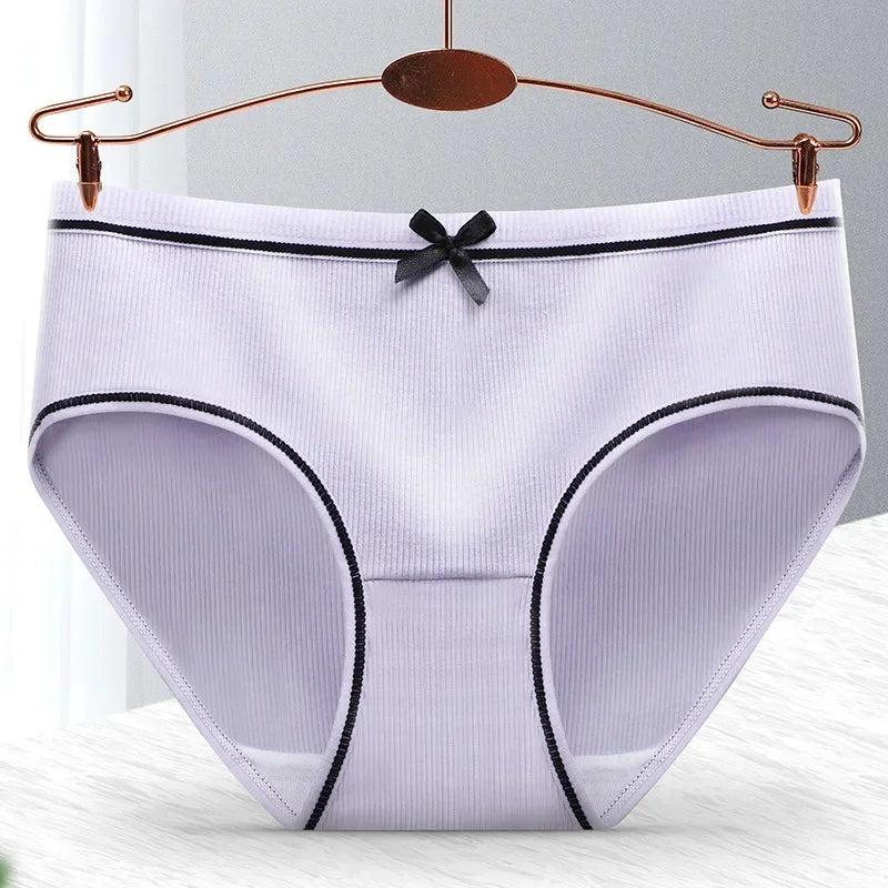 Ladies Cotton Underwear Panties Girls Sexy Seamless Antibacterial Crotch Breathable Briefs Mid-waist Large Size Women's Panties.