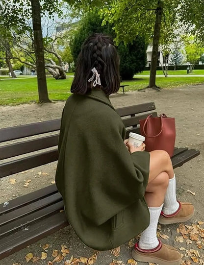 ZBZA Damen Schräge Knopf Lose Fledermausärmel Jacke Mantel Revers Langarm Doppeltasche Warm Solide Farbe Vintage Oberbekleidung Herbst Winter Neue Weibliche Chic Mantel