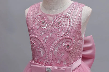 Gesticktes Mesh-Hochzeitskleid, Blumenmädchen-Performance-Mädchenkleid, 4–12 Jahre altes Mädchen-Prinzessinnenkleid mit großer Schleife.