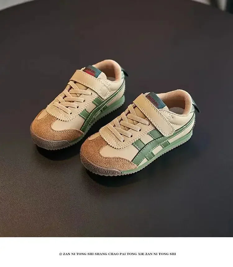 Children's Sneakers Boys Lightweight Breathable Sport Running Shoes Girls Soft Bottom Casual Shoes Student Shoes.