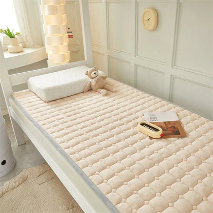 Winter Dormitory Soft Mattress Toppers Thick Warm Coral Velvet Bed Sheet Non-slip Mattress Cover Thin Bed Pad Tatami Floor Mat