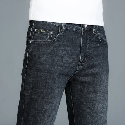 High Quality Mens Jeans Fashion Straight Denim Pants Men Classic Casual Jeans Male Plus Size Denim Trousers Ripped Jeans 28-40.