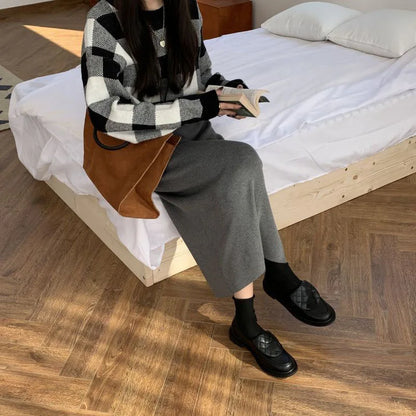 Temperament Black Slim Fit Long Skirt Women High Waist Knitted Straight One-Step Skirt Korean Fashion Office Lady Pencil Skirts.