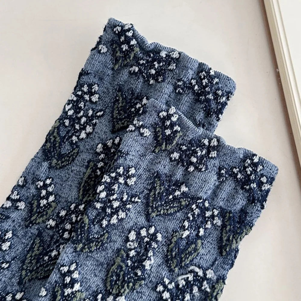 Autumn Winter Long For Women Retro Harajuku Relief Print Daily Casual Streetwear Cute Socks Fashion Japanese Style Women's Socks.