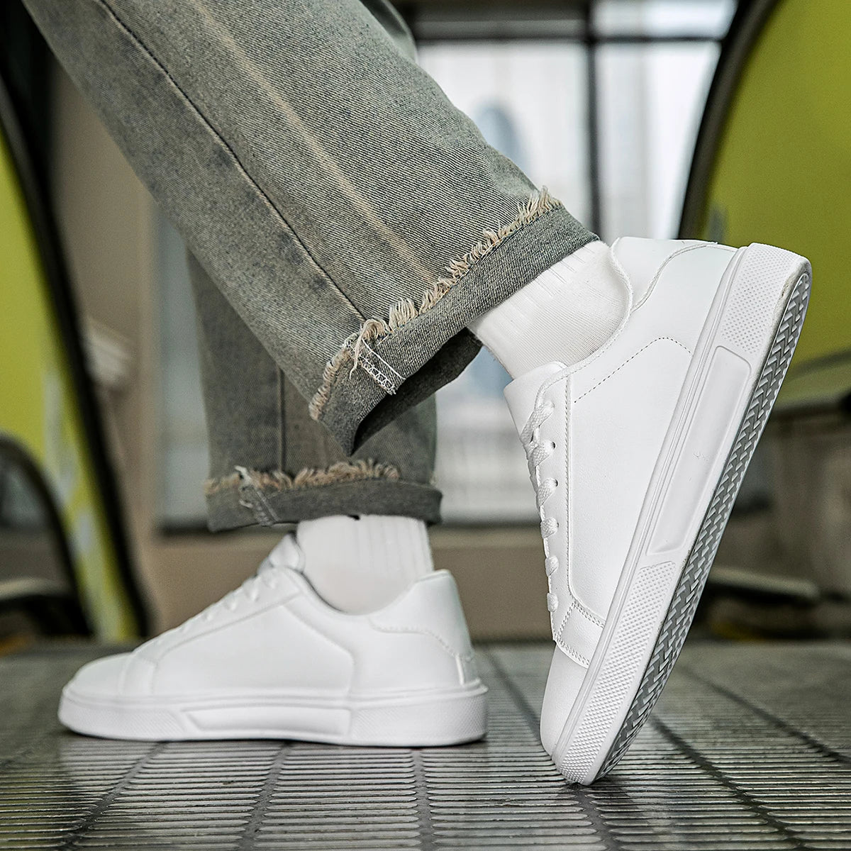 PU Leather Men Shoes Sneakers Trend Casual Shoes Leisure Male Sneakers Footwear Men Vulcanized Shoes Couple Shoes Women Shoes.