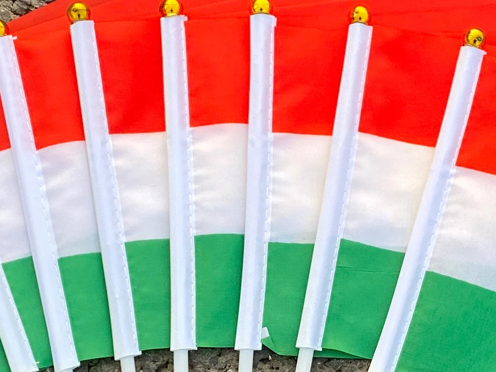 xvggdg  100pcs 14 * 21cm  plastic Stick Kurdish hand flag   waving  National   Kurdistan   banner.