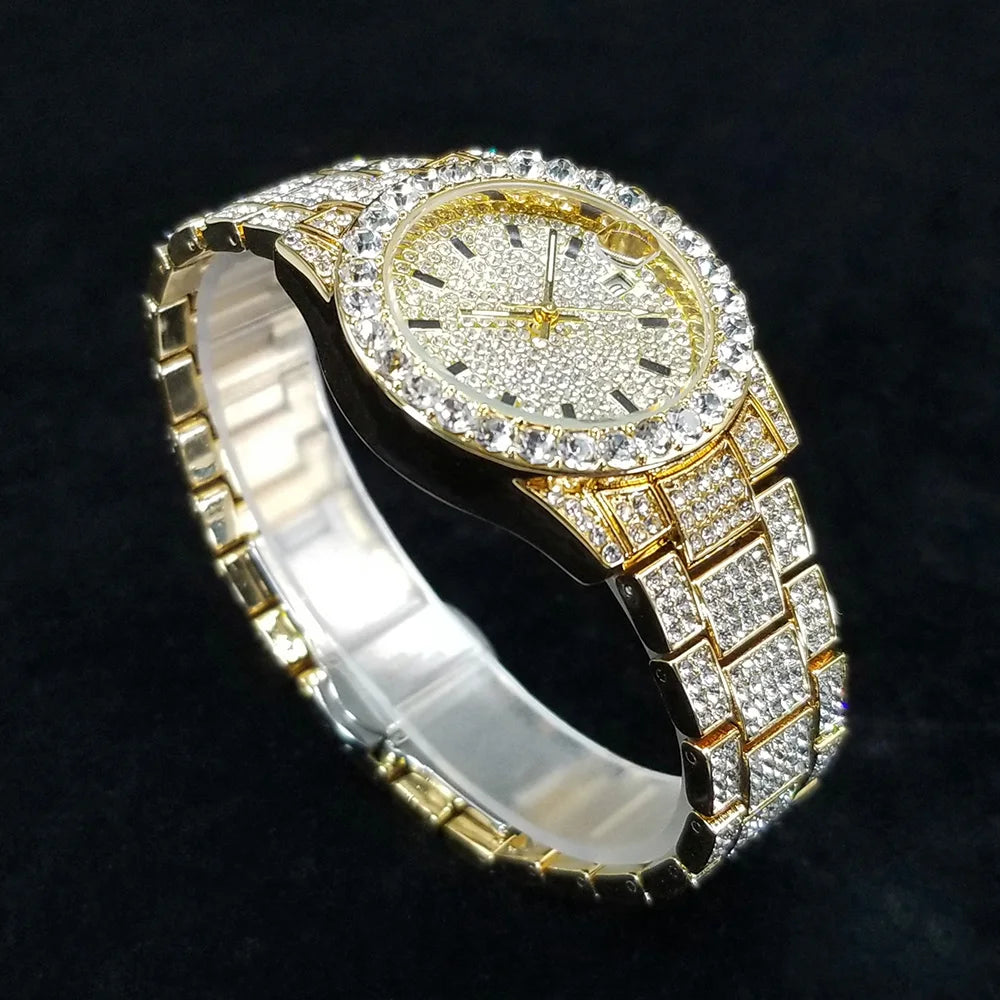 Elegant Diamond Watches Female Fashion Silver Round Stainless Steel Quartz Watch Iced Out Shiny Waterproof Clock Gift for Women.