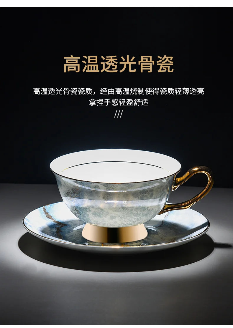 Retro Imperial European Coffee Cup Set Porcelain Tea Sets Luxury Gift Bone China Ceramic Cafe Wedding Decoration Drinkware.