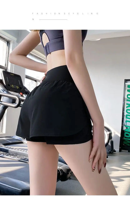 Women Yoga Pocket Shorts Fake Two Piece Anti Peek Shorts High Elastic Loose Fashion Casual Gym Trainning Three Point Pants.