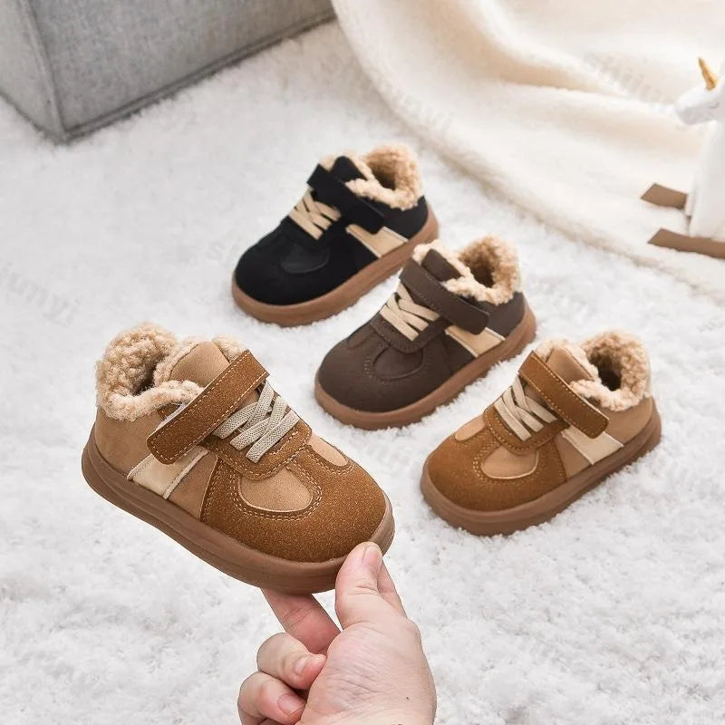 2025 Winter New Pulsh Fashion Trend Casual Sports Shoes for Childrens Anti Slip Warm Boys' Shallow Mouth Versatile Snow Sneakers.