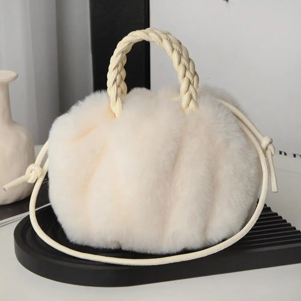 Cute Pumpkin Bag 2025 Autumn And Winter New Fashion Cloud Crossbody Bag Niche Design Sweet Girl Handbag.