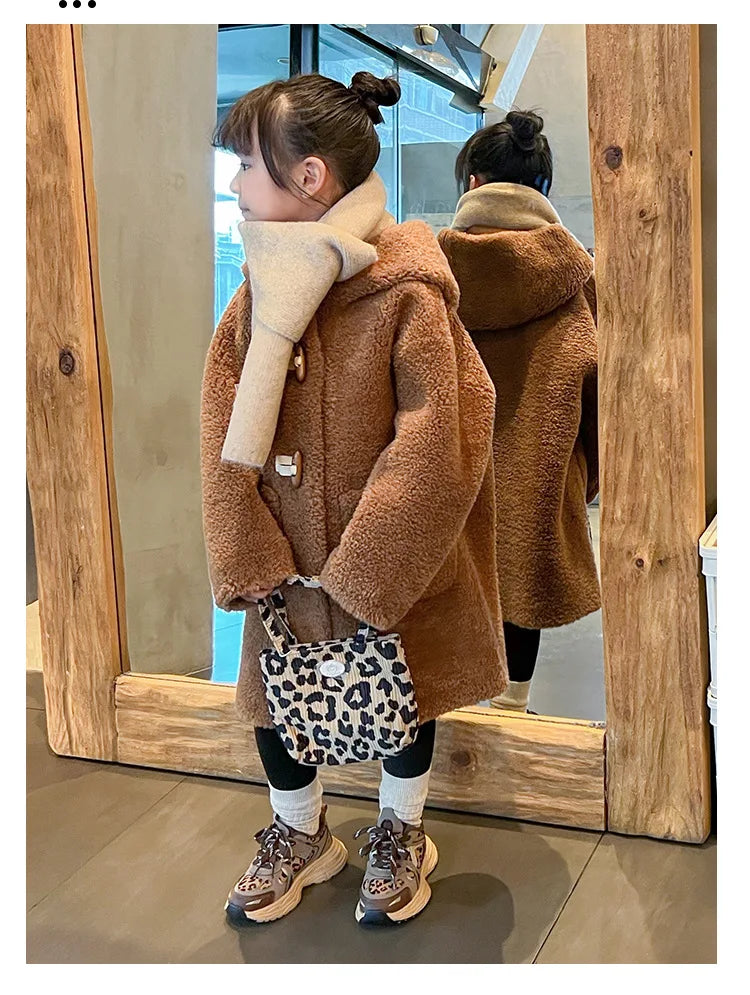 Children's Sneakers Autumn Winter Boys Sport Shoes Girls Plush Warm Casual Cotton Shoes Studnet Leopard Print Anti Slip Sneakers.