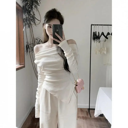 Spicy Girl Apricot One-Shoulder Base Shirt Women's Slim Fit Asymmetrical Long Sleeve T-Shirt Spring Autumn Inner Wear Top.