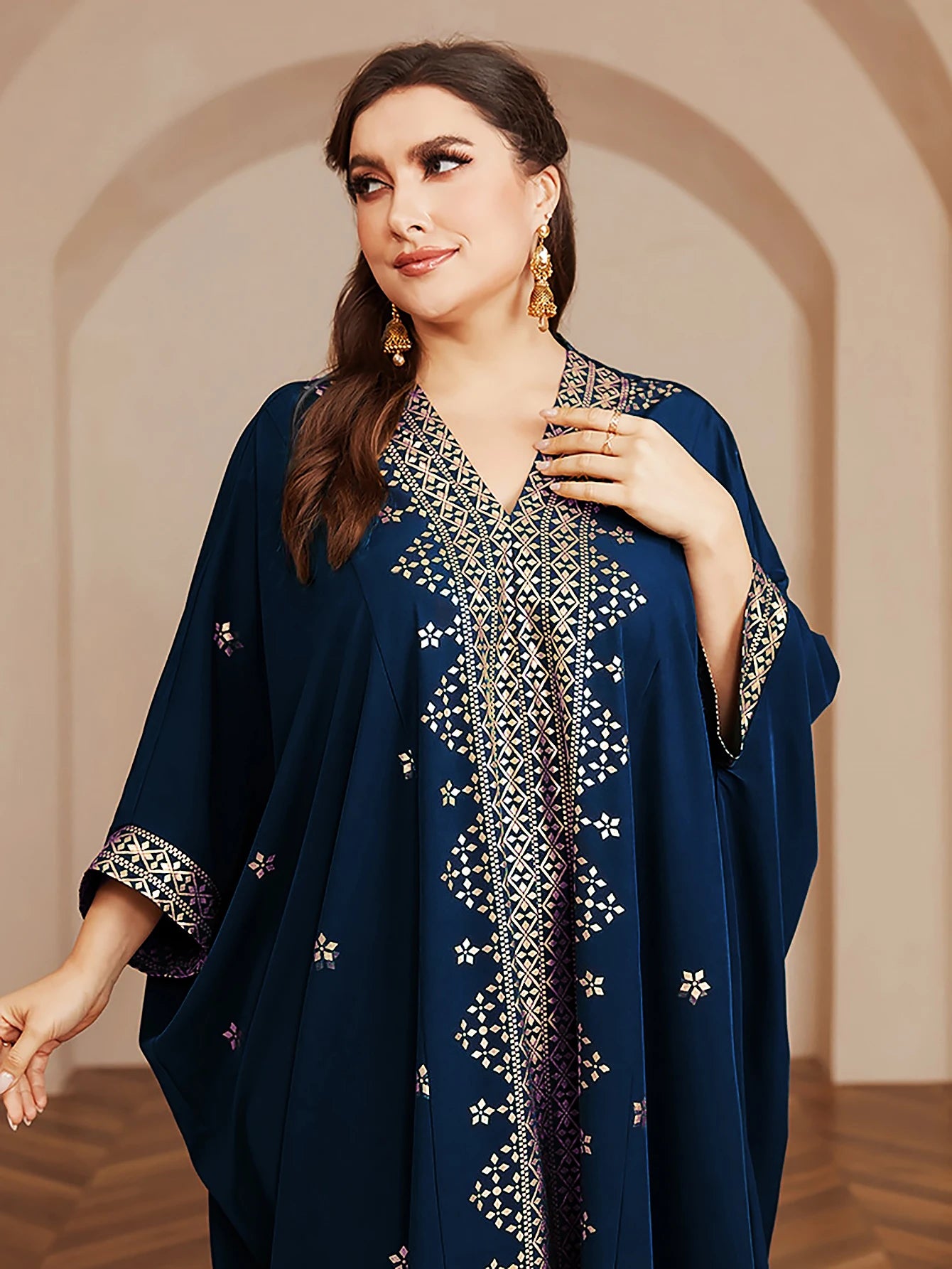 Wow! Langarm-Abaya in Übergröße mit Goldfolie – atemberaubendes arabisches Kleid, steigern Sie Ihren Stil für jede Veranstaltung!