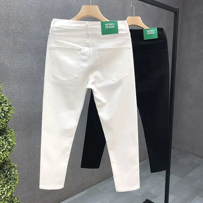 High-End Slim Fit Black White Men's Jeans Elastic Straight Leg Summer Thin Denim Casual Fashion Brand AE Stock Origin China.