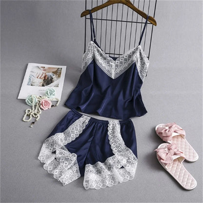 Sexy Spitze Spleißen Hosenträger lose Shorts zweiteiliges Pyjama-Set für Frauen.