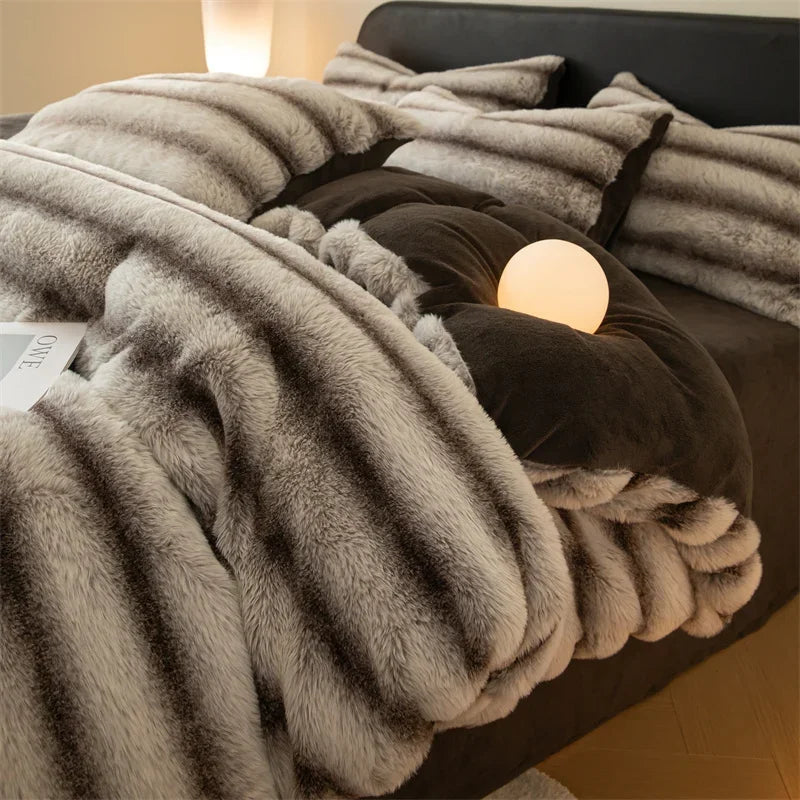 Winter Thick Warm Luxury Bedding Set Include Quilt Cover Sheet Pillowcase Solid Color Coral Velvet Soft Queen Duvet Cover Set