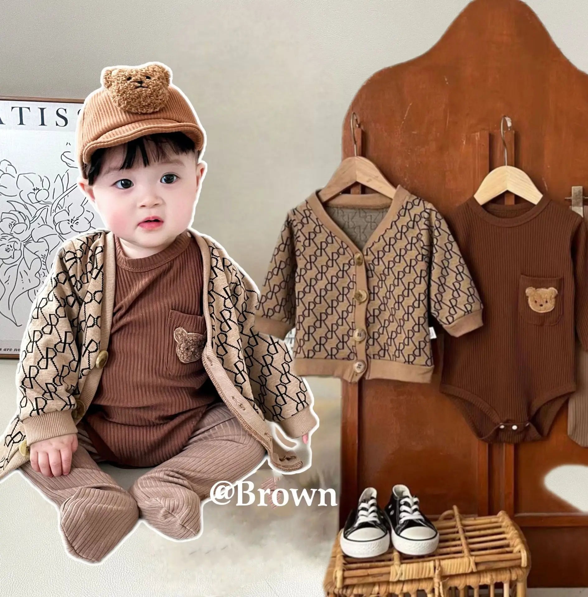 Ins 2024 Frühling Herbst Baby Jungen Bodysuit Baumwolle gestreiften Cartoon gedruckt Langarm Kleinkind Jungen Stram pler Neugeborene Jungen Outfits.