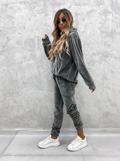 Autumn Winter Velvet Tracksuit Set Elegant Soft Pocket Pullover Top Female Loose Sweatsuit Pants Suit 2024 Two Piece Set Outfits.