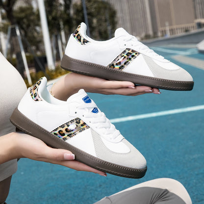 YRZL Womens Casual Shoes Unisex Sneakers Breathable Walking Shoes Men Non Slip Comfortable Lightweight Skateboard Shoes.