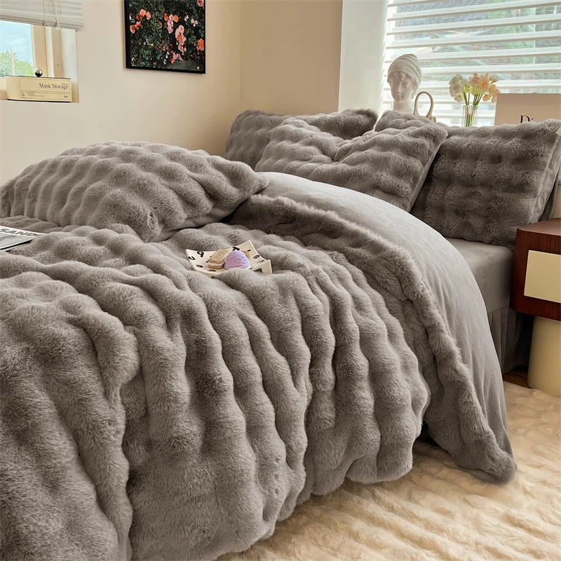 Luxury Faux Rabbit Fur Velvet Fleece Plush Soft Warm Bedding Set Super Comfortable Duvet Cover Set Blanket Bed Sheet Pillowcases