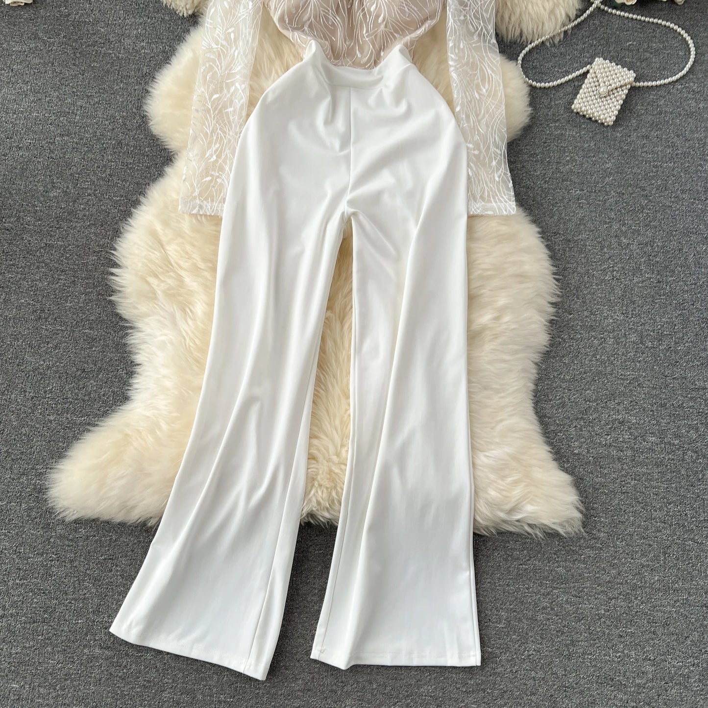 Light Luxury Elegant Women White Backless Jumpsuits Temperament O-neck Puff Long Sleeve Embroidery Female Playsuits.